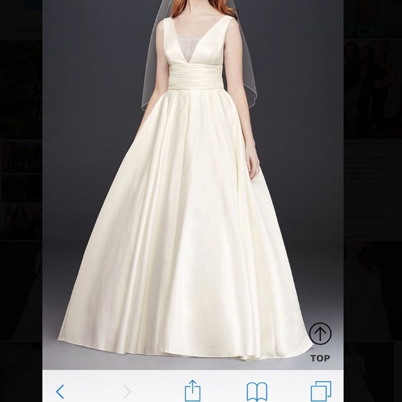 SOLD David’s bridal ivory  wedding dress - Picture 3 of 6